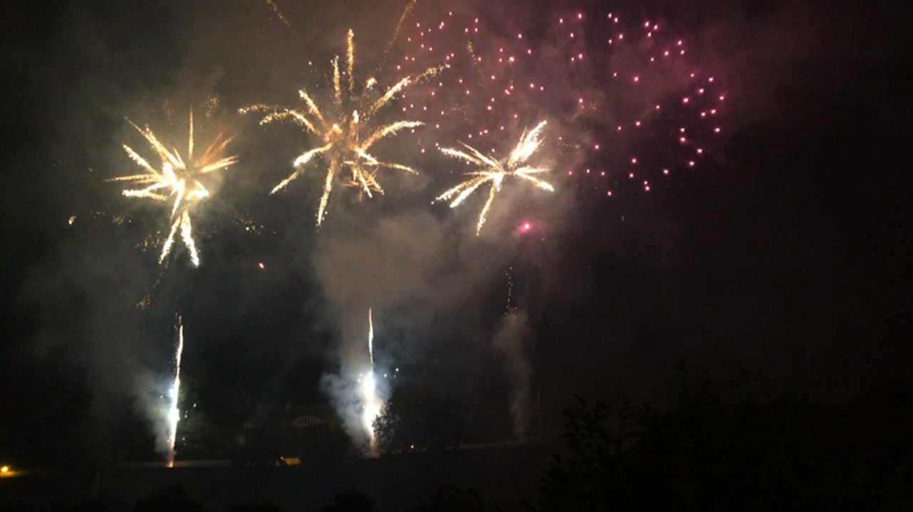 Feu D'artifice 15 Aout Bagnoles De L'orne