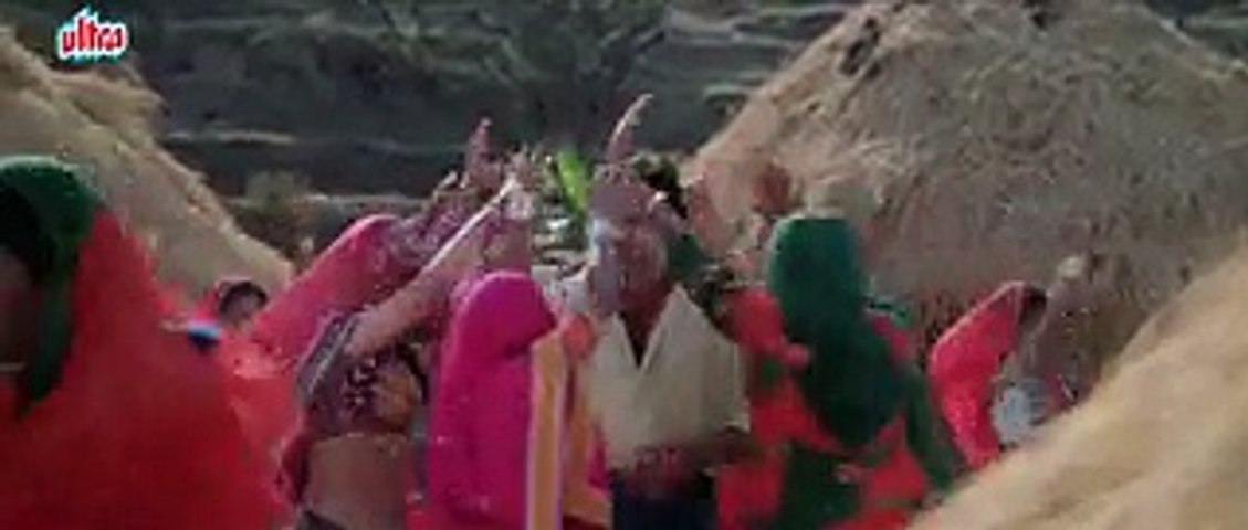 Kabhi Hanstay Hai Kabhi Rotay Hai