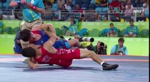 Gros combat de Benaissa face au champion du monde Rəsul Çunayev 1/4 finale des JO