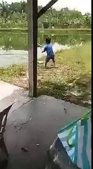 AMAZING KID (cATCHING A BIG fISH)