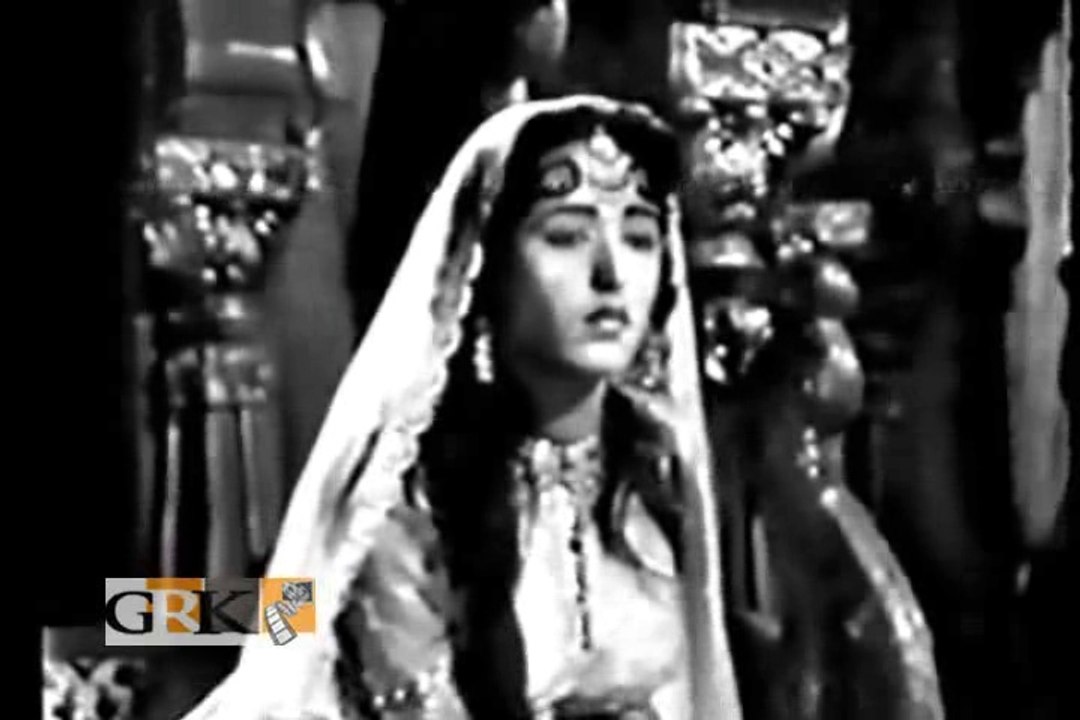 NAHID NIAZI - AA BHI JAO AANE WALE JI BUHAT GHABRAYE HAI - FANOOS