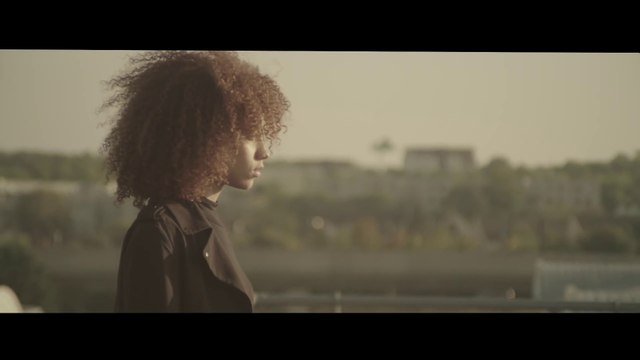 Monsieur Nov - Qu'est ce qui nous arrive (Clip Officiel)
