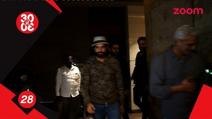 Why is Farhan Akhtar Confused-Bollywood News-#TMT