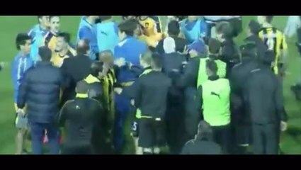 Huge Brawl Erupts During Peñarol And Sportivo Luqueño In Copa LIbertadores!