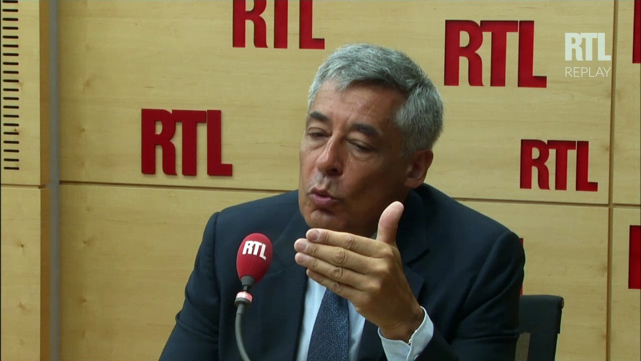 Burkini : Henri Guaino n'est "pas convaincu par l'argument de la laïcité (...) c'est une question de civilisation"