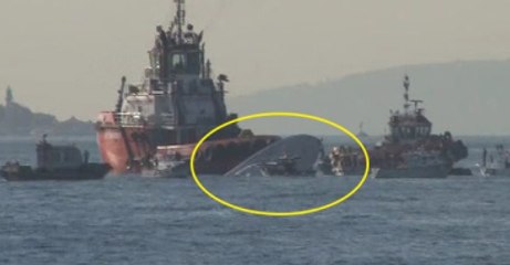 Sahil Güvenlik Teknesinin Alabora Olduğu Anlar Kamerada