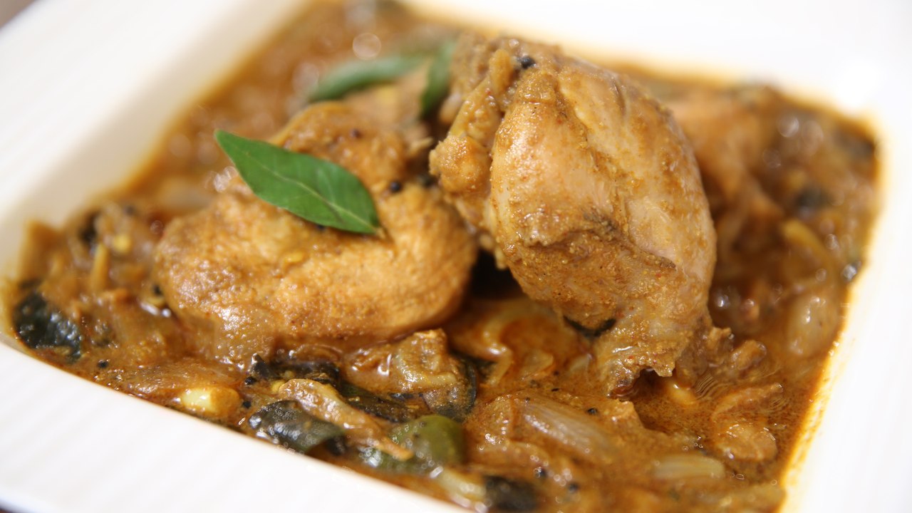 Chicken Curry - South Indian Style Recipe | Quick And Easy | Masala Trails