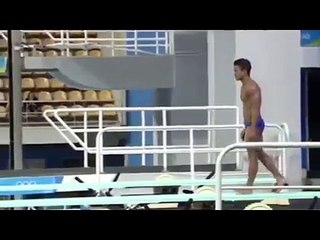 Olympic belly flop from Malaysian diver Ahmad Amsyar Azman (1)