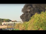 Torre del Greco (NA) - In fiamme un deposito giudiziario di auto (16.08.16)
