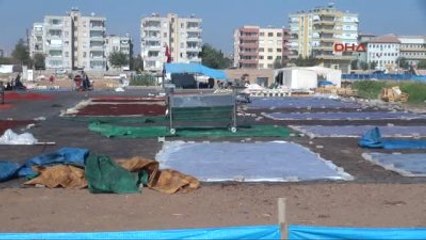 Şanlıurfa?da Kadınların 40 Derecelik Sıcakta Acı İşi