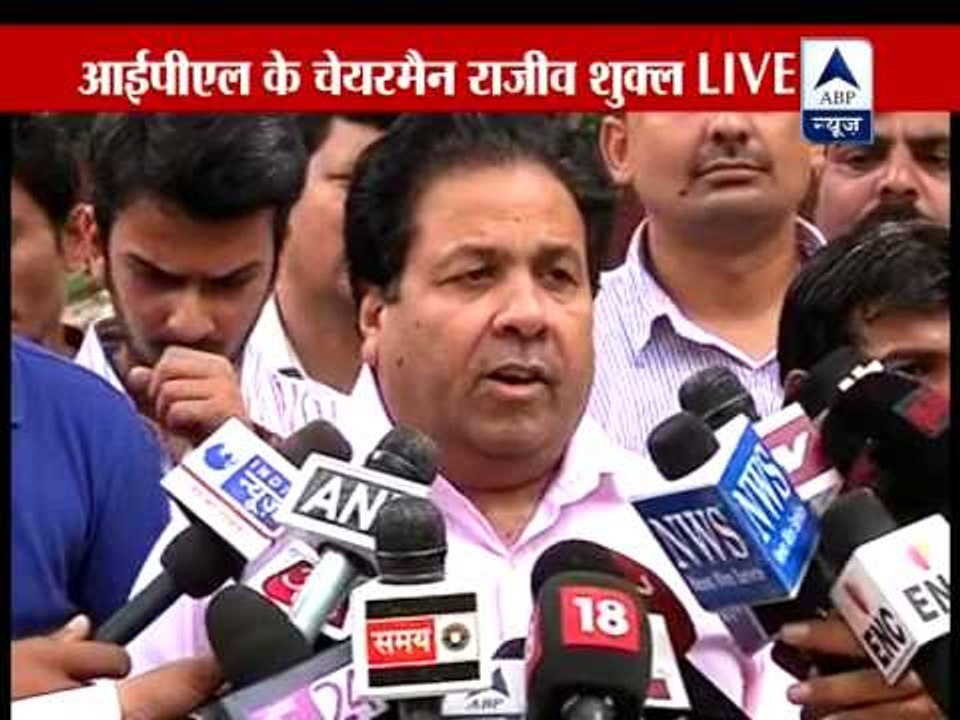 Srinivasan should dissociate from IPL probe: Rajeev Shukla