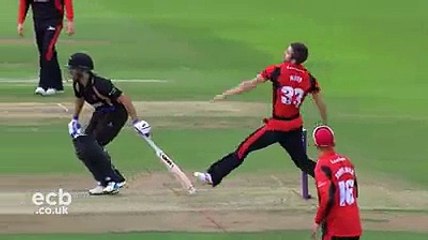 Fast Bowling Sensation From England To Play against Pakistan