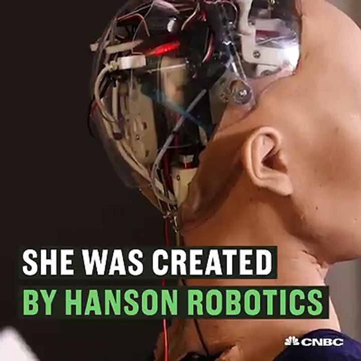 Humor: Mira a la mujer androide que desea destruir a los humanos