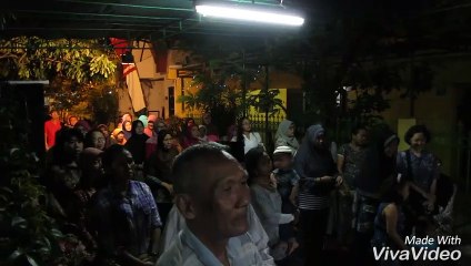 Warga RT 02 RW 09 bronggalan sawah menyanyikan lagu indonesia raya