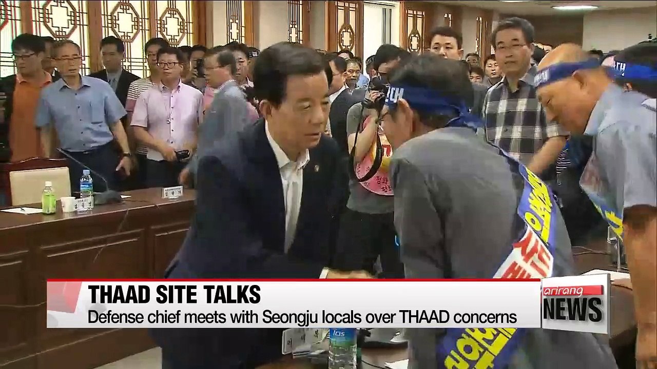 Defense Minister meets with Seongju residents about THAAD to ease concerns