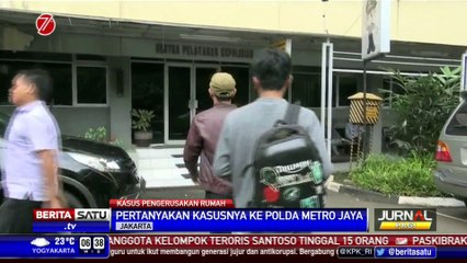 Video herunterladen: Korban Pengerusakan Rumah Laporkan Kasus ke Polda Metro Jaya