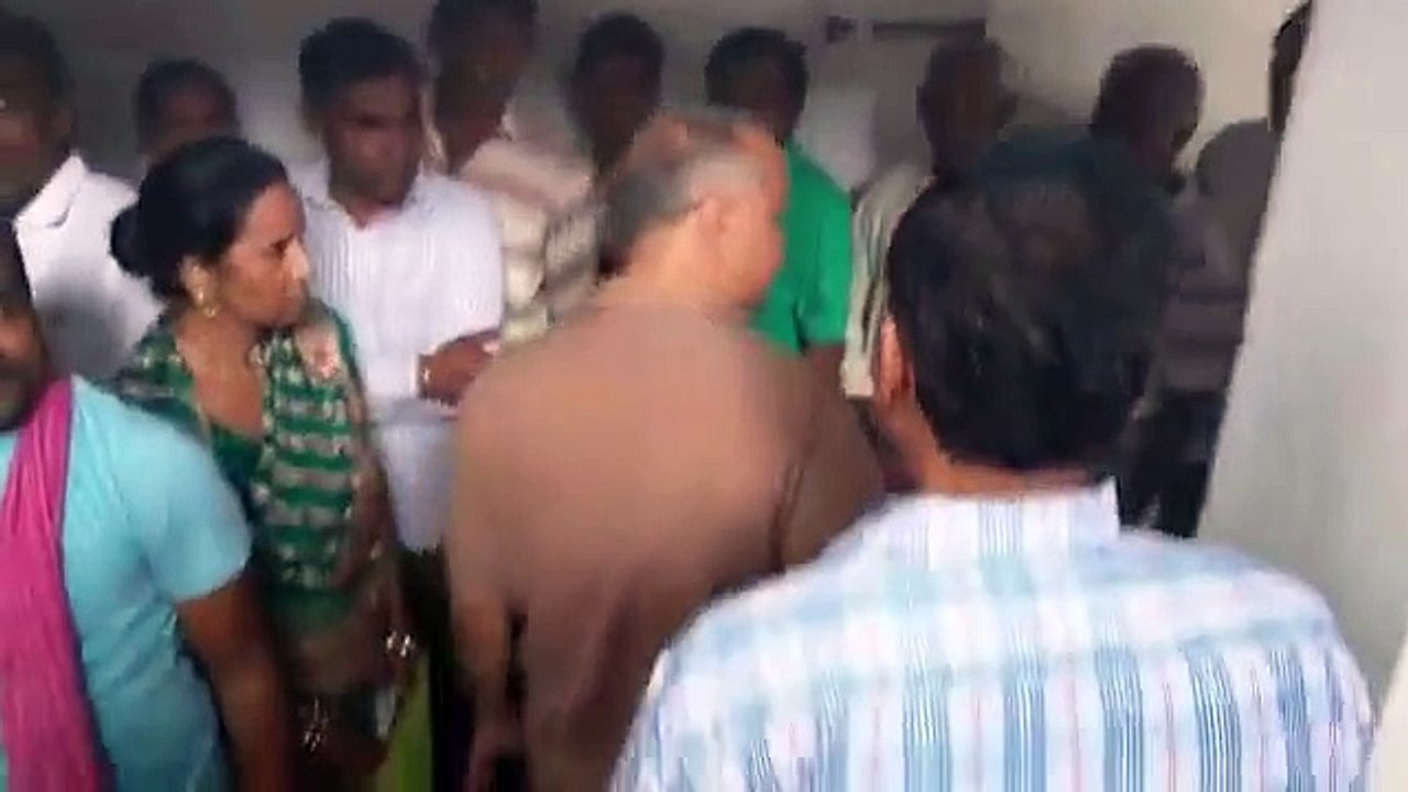 Deputy CM Manish Sisodia Fire A Government Employee For Watching Movies On The Job