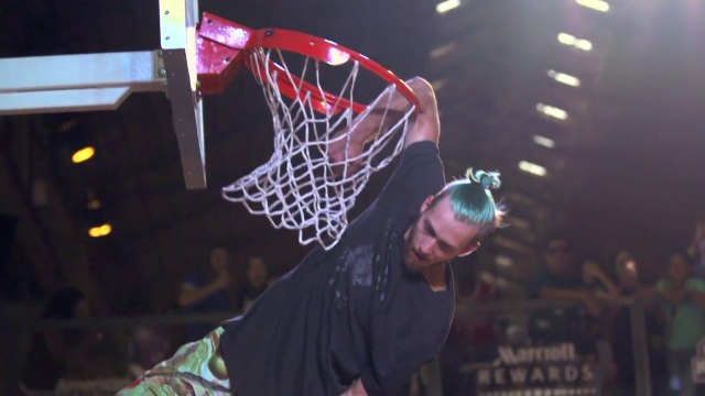 Jordan Kilganon enchaîne les dunks