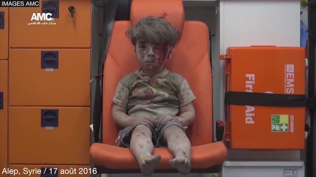 ATTENTION IMAGES CHOQUANTES - Syrie : Omran, 5 ans, le visage d'une guerre sans fin