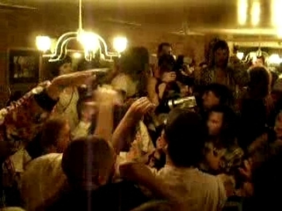 TTC "dance la poutine"@La Banquise Montreal Part.1