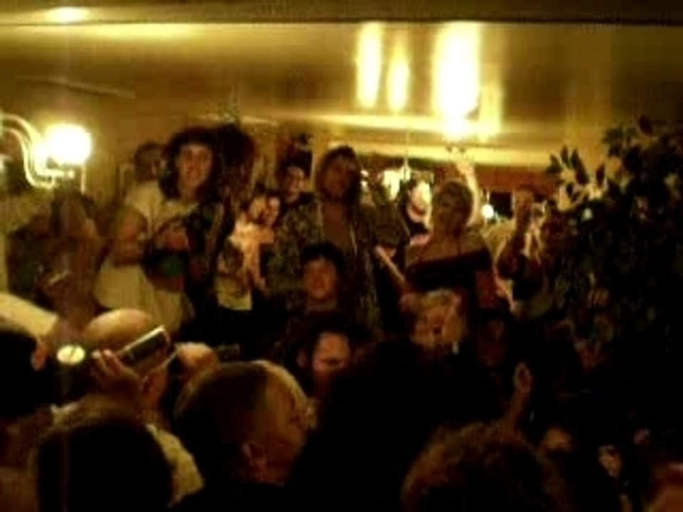 TTC "dance la poutine"@La Banquise Montreal Part.2