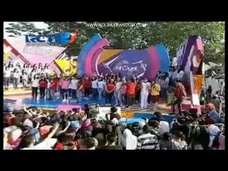 JKT48 Menyanyikan Lagu 17 Agustus 2016