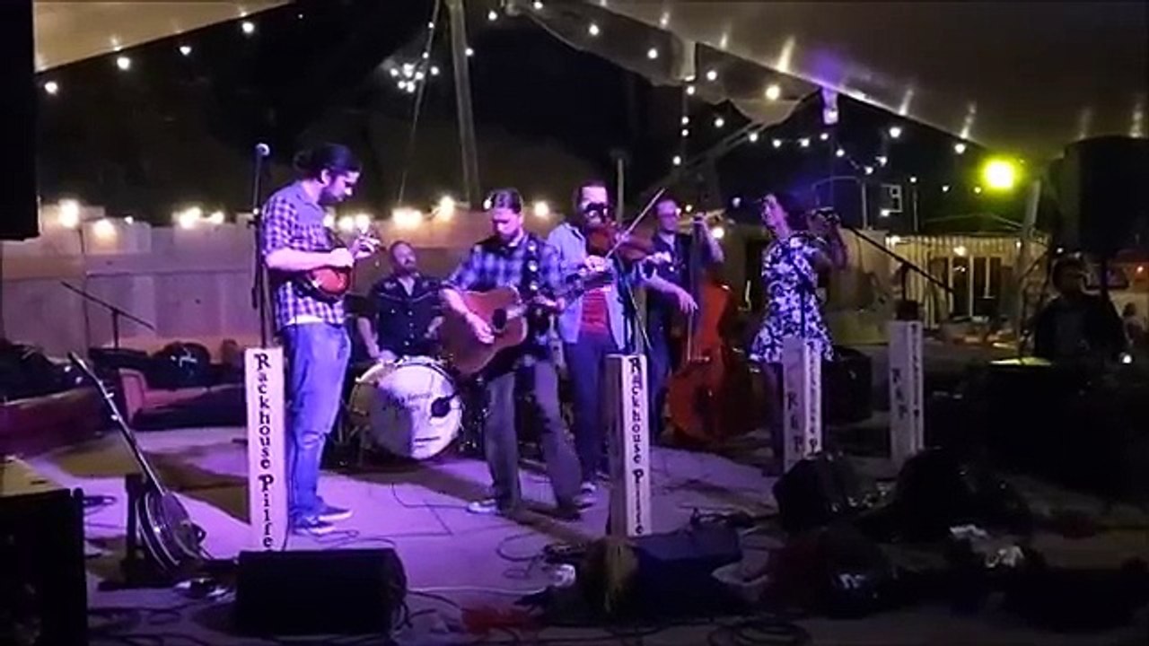 Rackhouse Pilfer ft. HannekeLaura - Sweet Carolina (Ryan Adams-Emmylou Harris)
