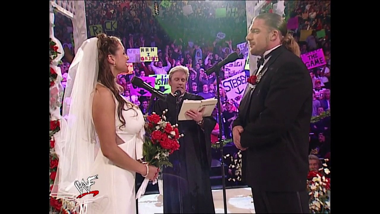 Stephanie McMahon & Triple H Wedding Ceremony Raw 02.11.2002 (HD)