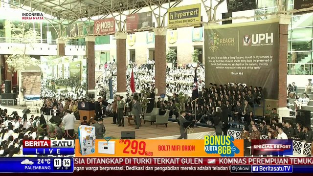 UPH Karawaci dan Panglima TNI Bertukar Cinderamata