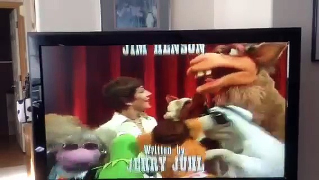The Muppet Show ending with Helen Reddy