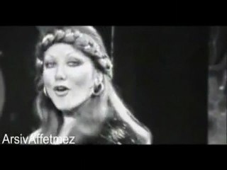 Nil Burak - Birisine Birisine