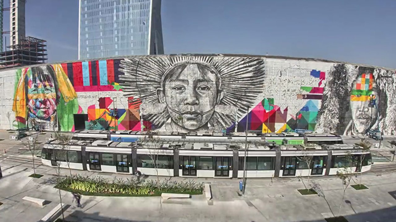 La plus grande fresque du monde se trouve à Rio