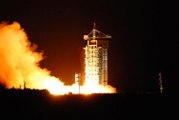 Çin dünyanın ilk kuantum uydusunu fırlattı