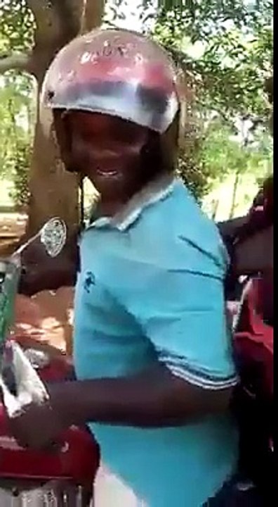 Hahahaha . . . . . She is too fatty to sit on bike with husband