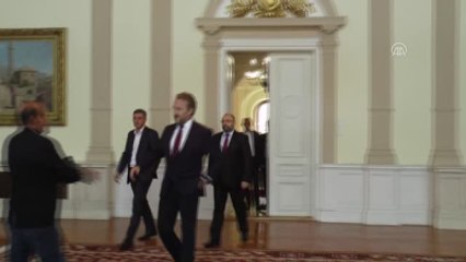 Aa'nın "Dakika Dakika Fetö'nün Darbe Girişimi" Kitabı