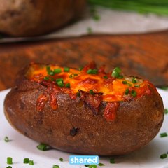 Breakfast Baked Potatoes