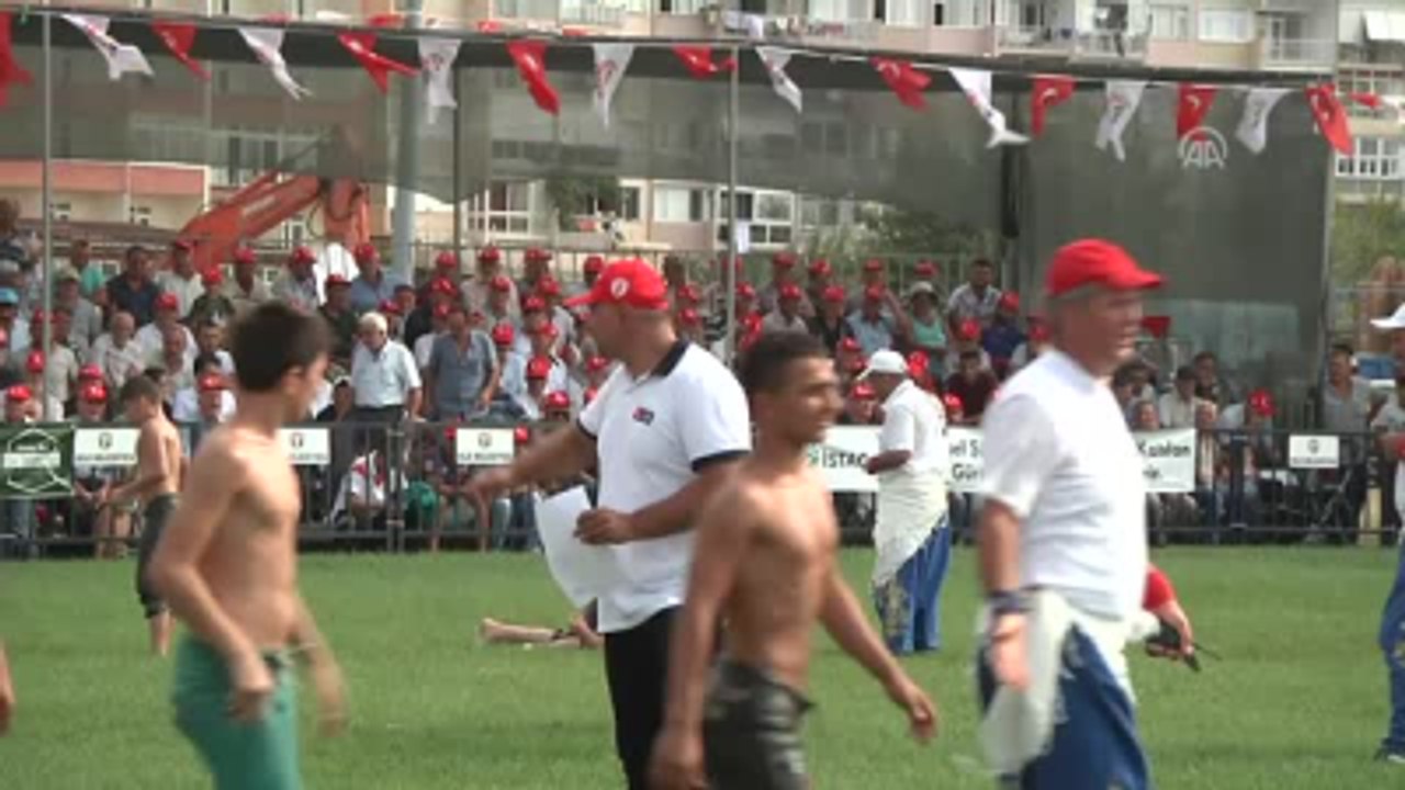 Şile Belediyesi Geleneksel Yağlı Güreş Müsabakaları"