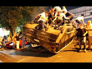 15 Temmuz Darbe Görüntüleri ve Şarkısı