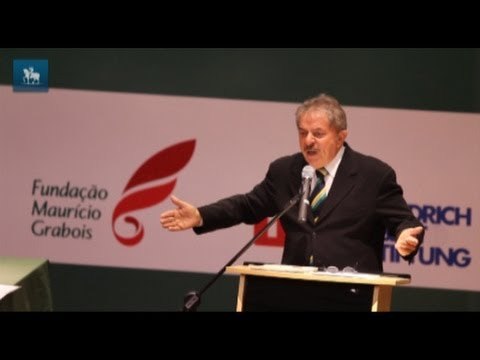 Para Lula, problemas de infraestrutura foram causados por melhorias de seu governo