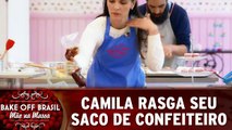 Camila rasga seu saco de confeiteiro