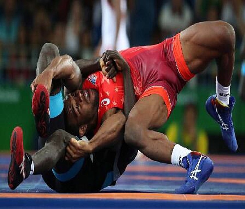 Jordan Burroughs Loses In Quarterfinals, Out Of Medal Contention