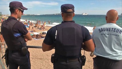 سبع بلديات فرنسية تمنع ارتداء "البوركيني"