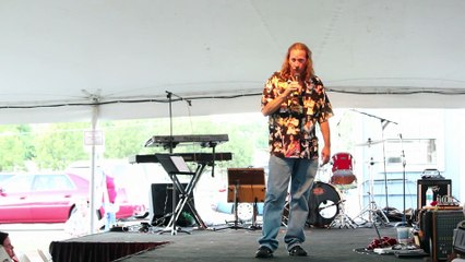 Steve Diltz sings 'You Asked Me To' Elvis Week 2016