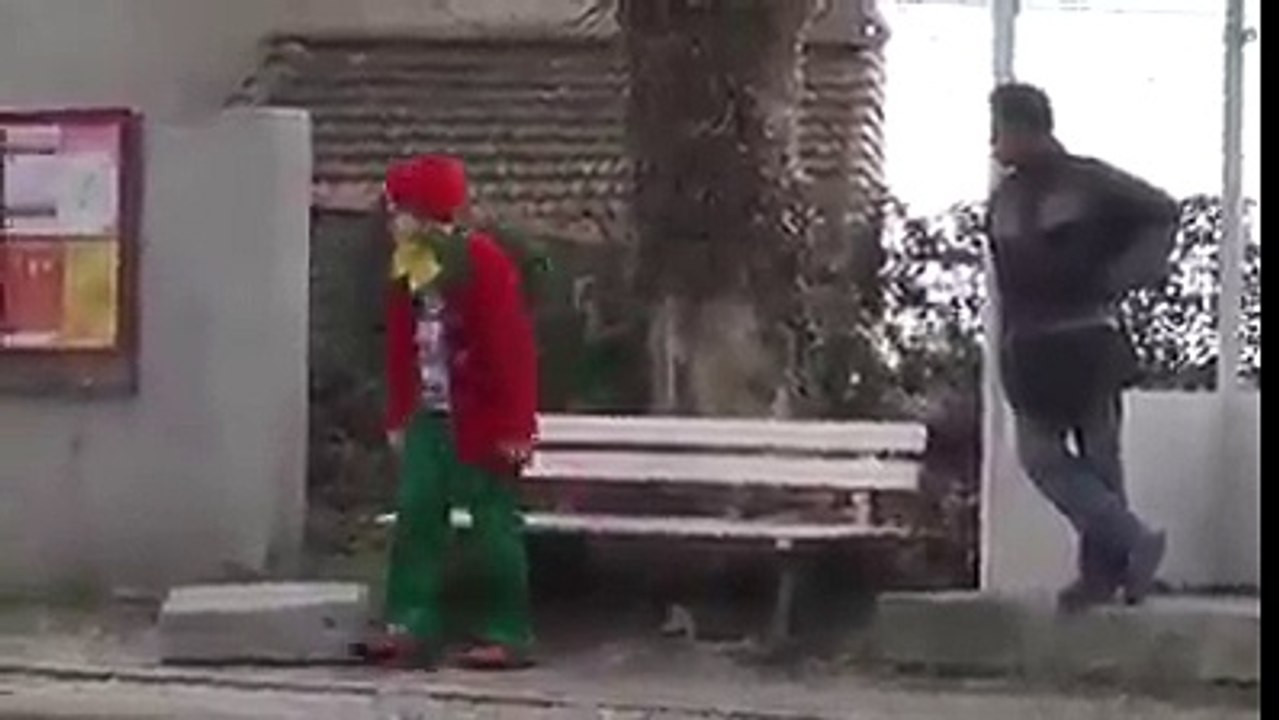 Clever Joker Prank