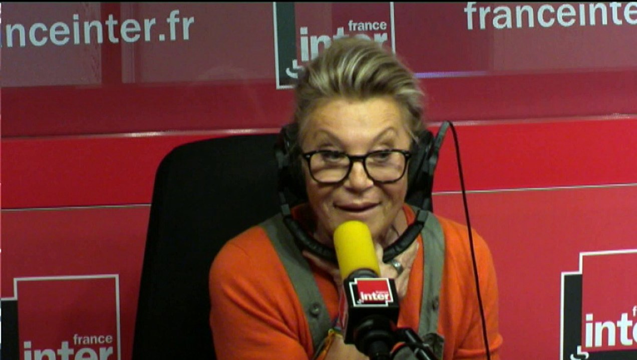 Sheila chante "Comme un p'tit coquelicot" de Mouloudji pour Augustin Trapenard