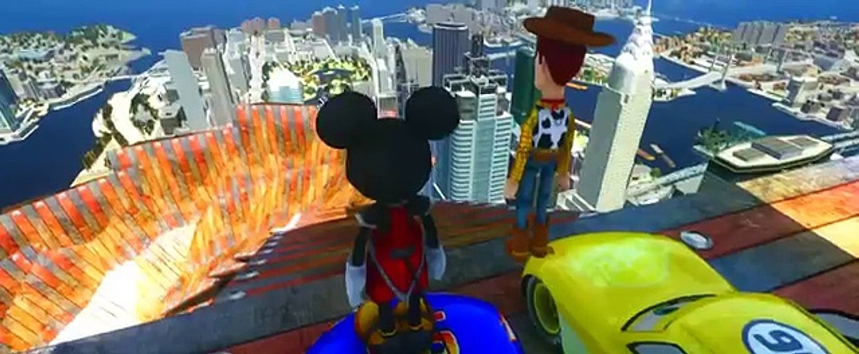 Ковбой Вуди & Микки Маус & Молния Маквин сумасшедшая езда по городу , мультик игра для детей