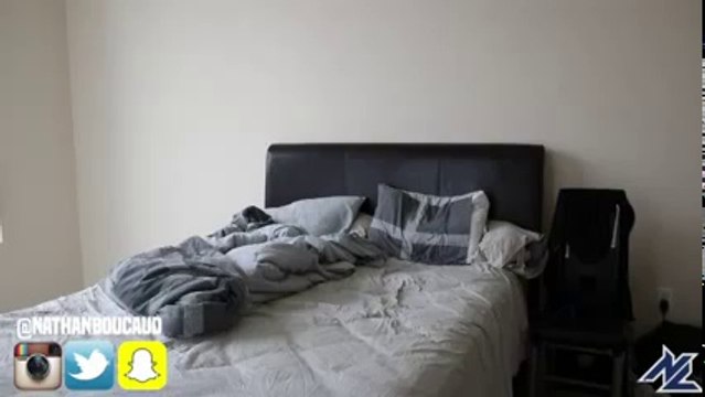 Uyuyan Erkek Arkadaşına Öyle Bir Şey Yaptı Ki