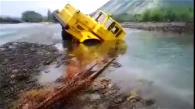 CRAZY RUSSIAN STUNT Truck Driver !!! Try this on Euro Truck simulator