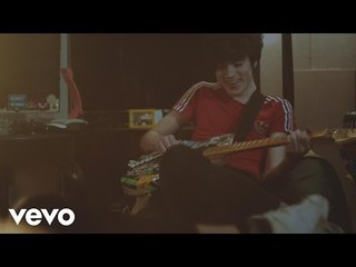 Declan McKenna - Paracetamol (Official Video)