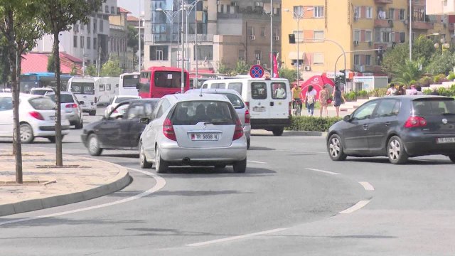 “AMF” I VENDOS GJOBA MODESTE “SIGURIMEVE”, 1 MILION LEKE ÇDO KOMPANIE QE RRITI ÇMIMIN ME 20% LAJM